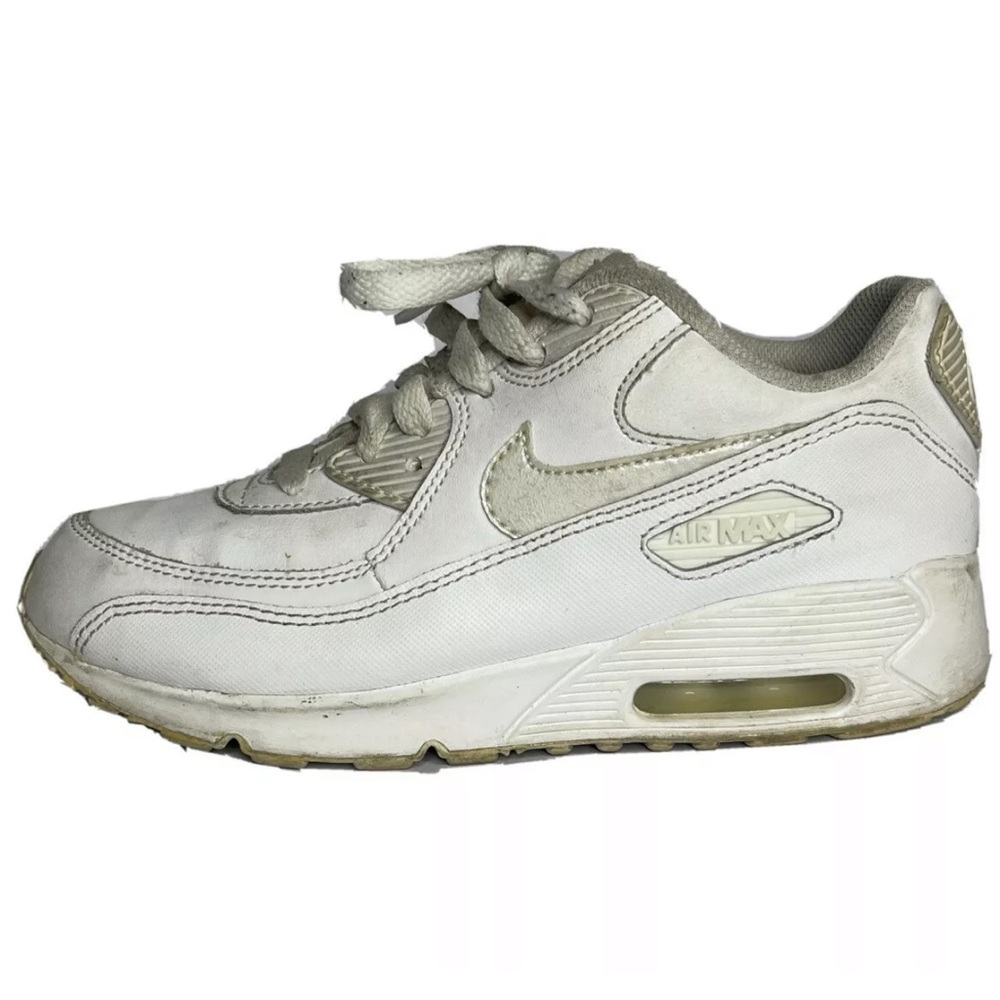 Nike Air Max White Athletic Sz 3 Y Youth Running